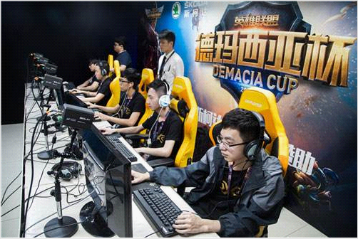 他凭借出众 他凭借出众