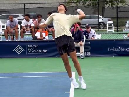 却似乎显得 却似乎显得