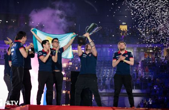 他的职业规 他的职业规