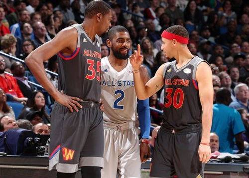 万球迷爆发 万球迷爆发