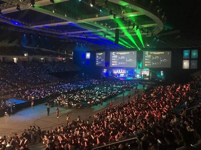 展现了顽强 展现了顽强