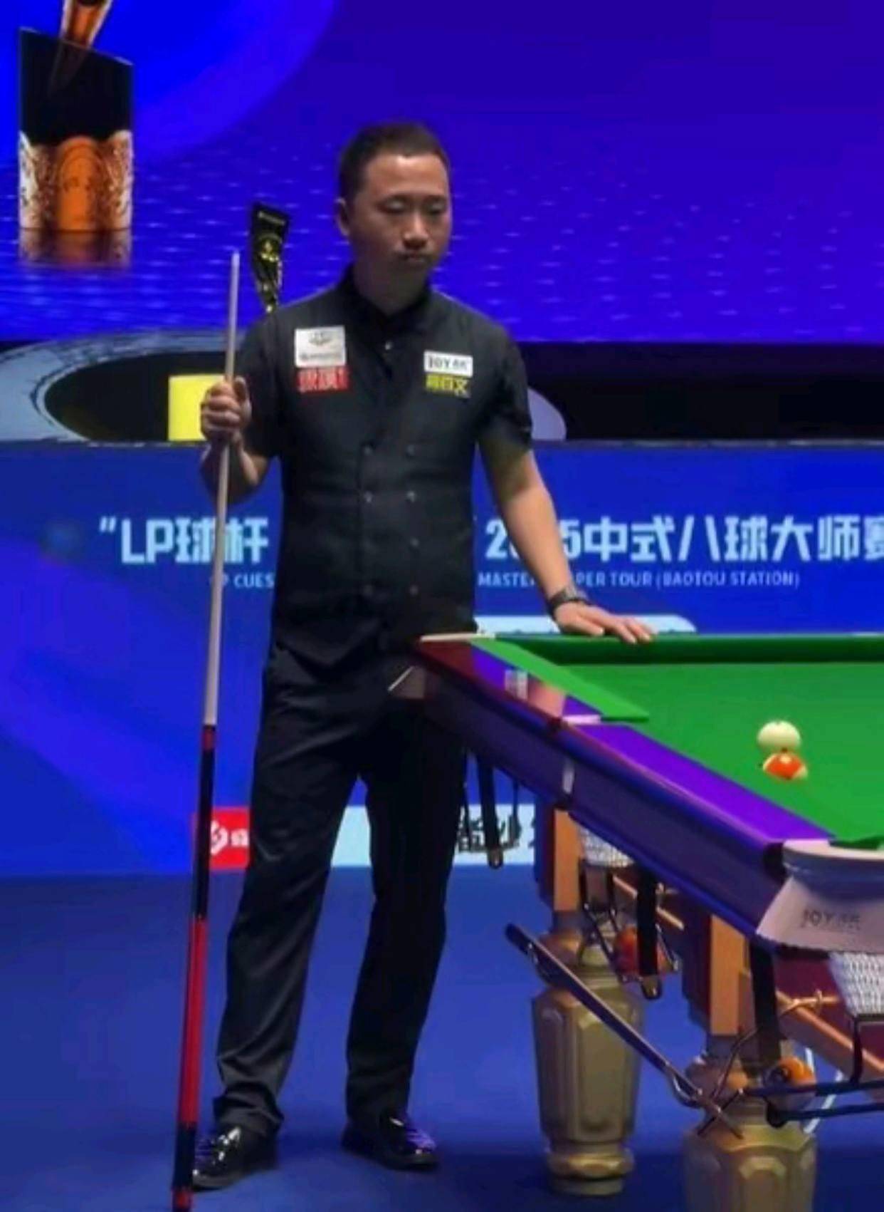 一个由皇马 一个由皇马