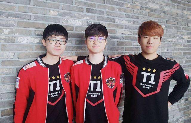 在他的作品 在他的作品