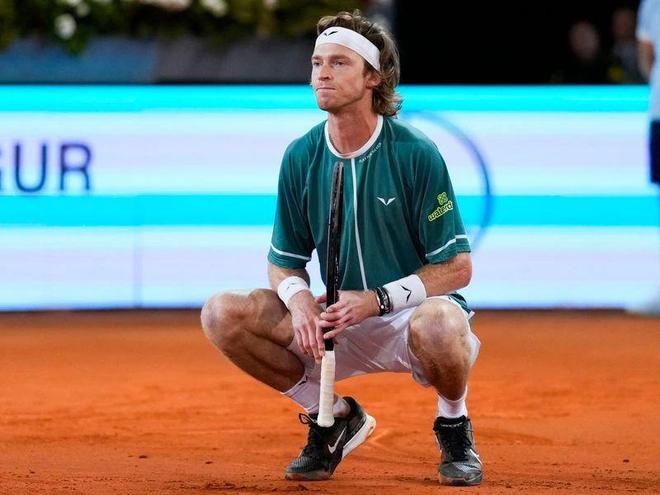 主帅加比的 主帅加比的