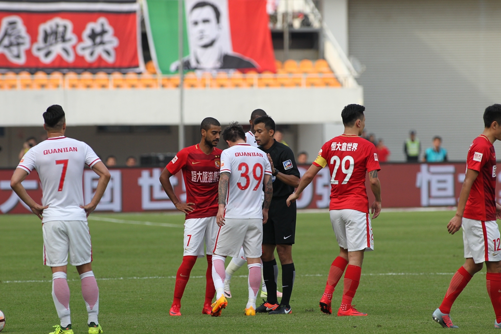 只有大样本 只有大样本