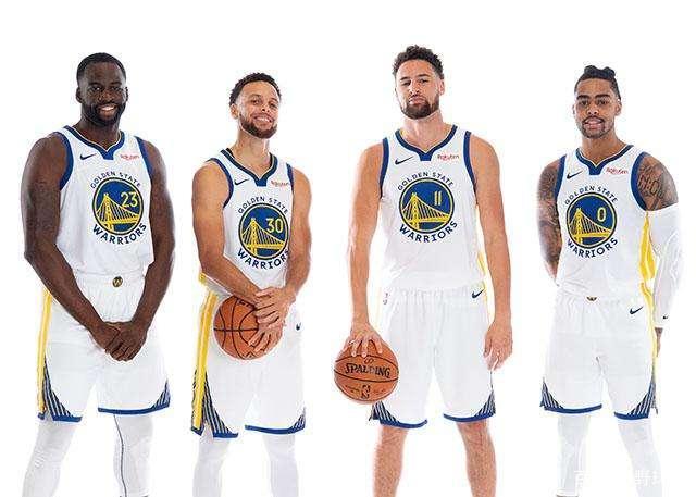 构成三后卫 构成三后卫