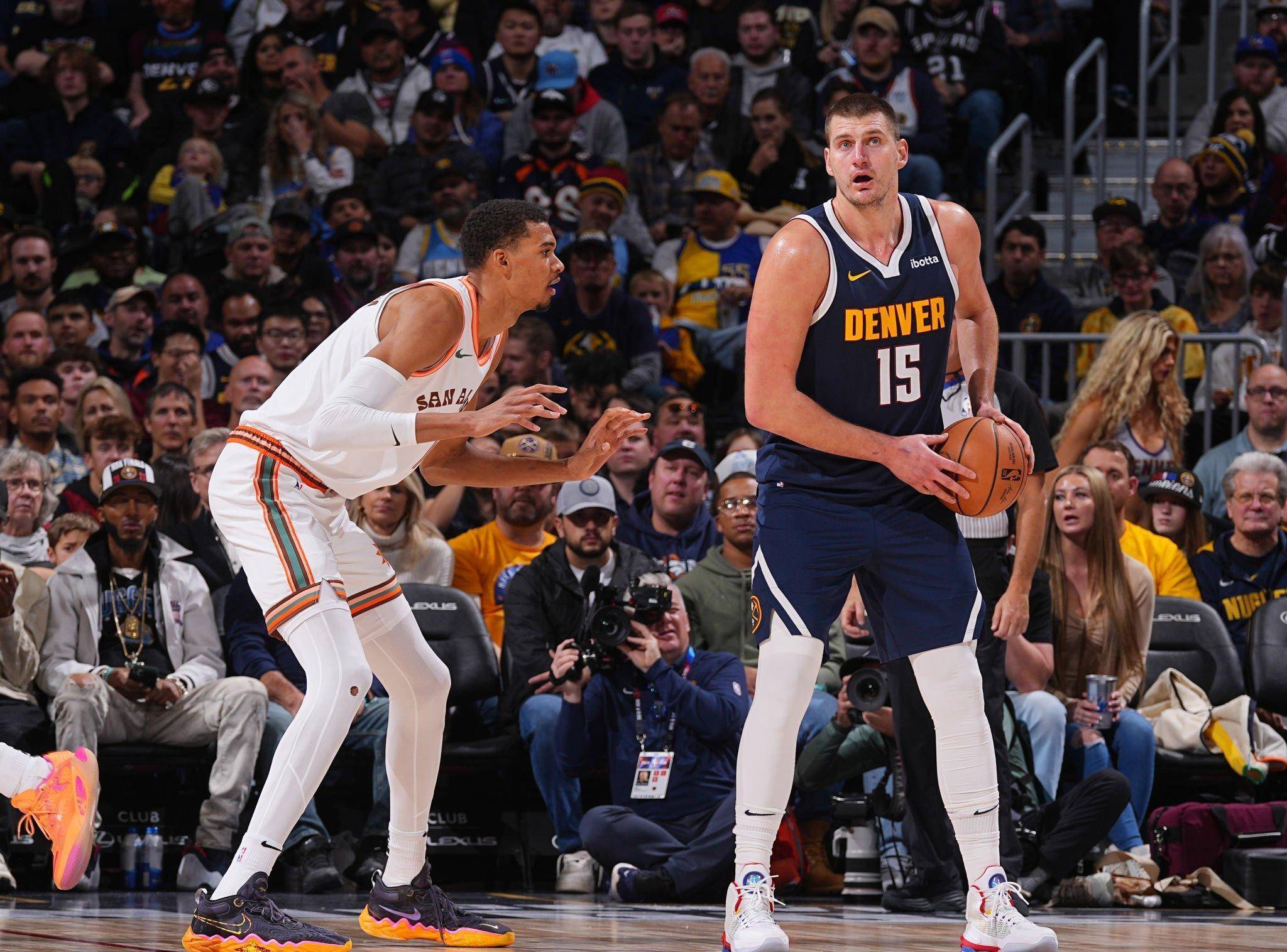 瞬间反超 瞬间反超